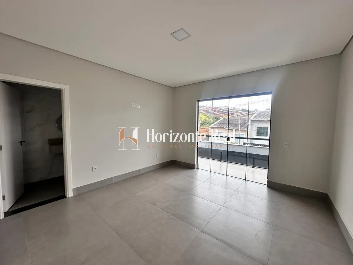 Imagem de VENDE-SE CASA ACONCHEGANTE COM 2 QUARTOS + 1 SUITE - EXCELENTE OPORTUNIDADE !!