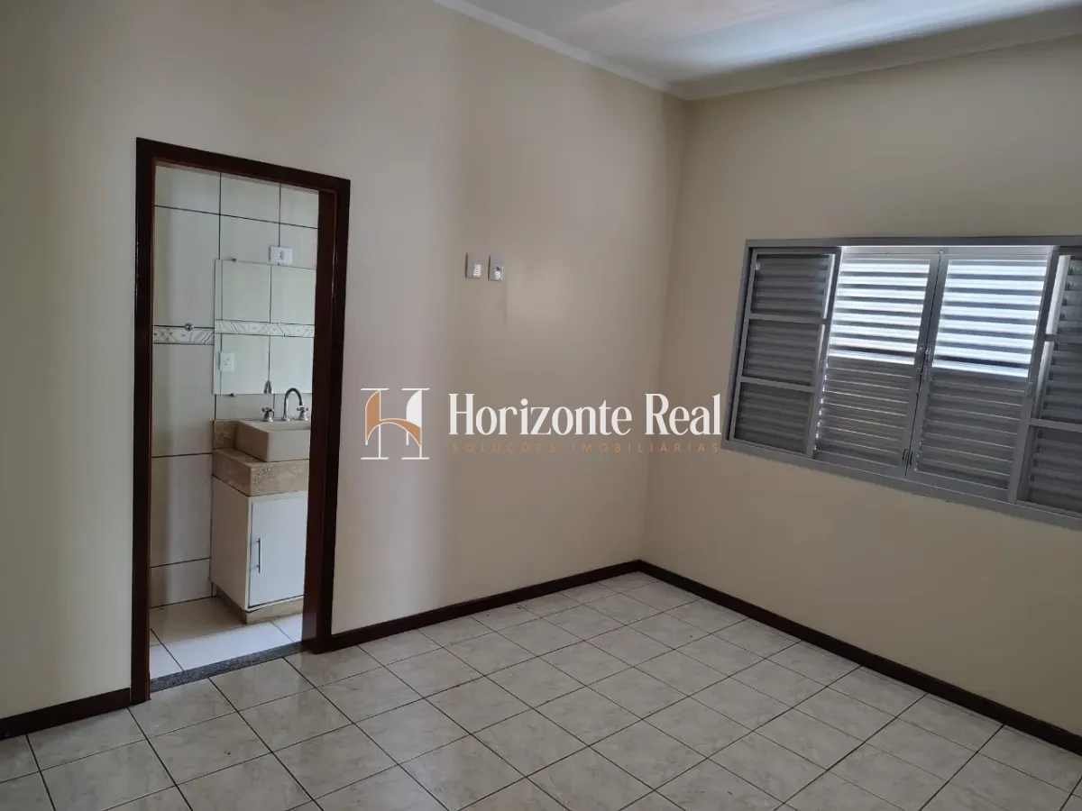 Imagem de OPORTUNIDADE IMPERDÍVEL !! IMÓVEL COMPLETO Á VENDA – IDEAL PARA MORADIA E NEGÓCIO