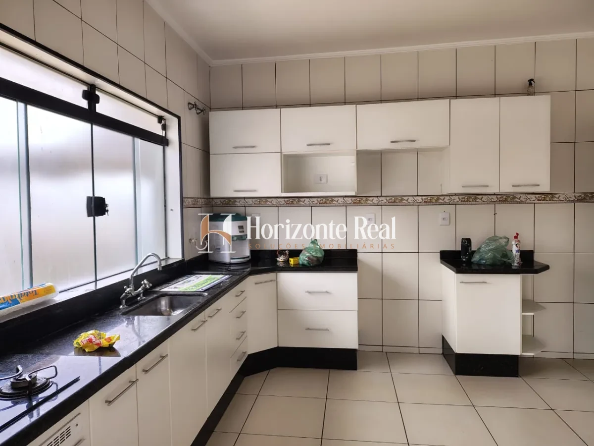 Imagem de OPORTUNIDADE IMPERDÍVEL !! IMÓVEL COMPLETO Á VENDA – IDEAL PARA MORADIA E NEGÓCIO