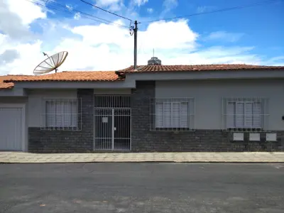 Imagem de OPORTUNIDADE IMPERDÍVEL !! IMÓVEL COMPLETO Á VENDA – IDEAL PARA MORADIA E NEGÓCIO