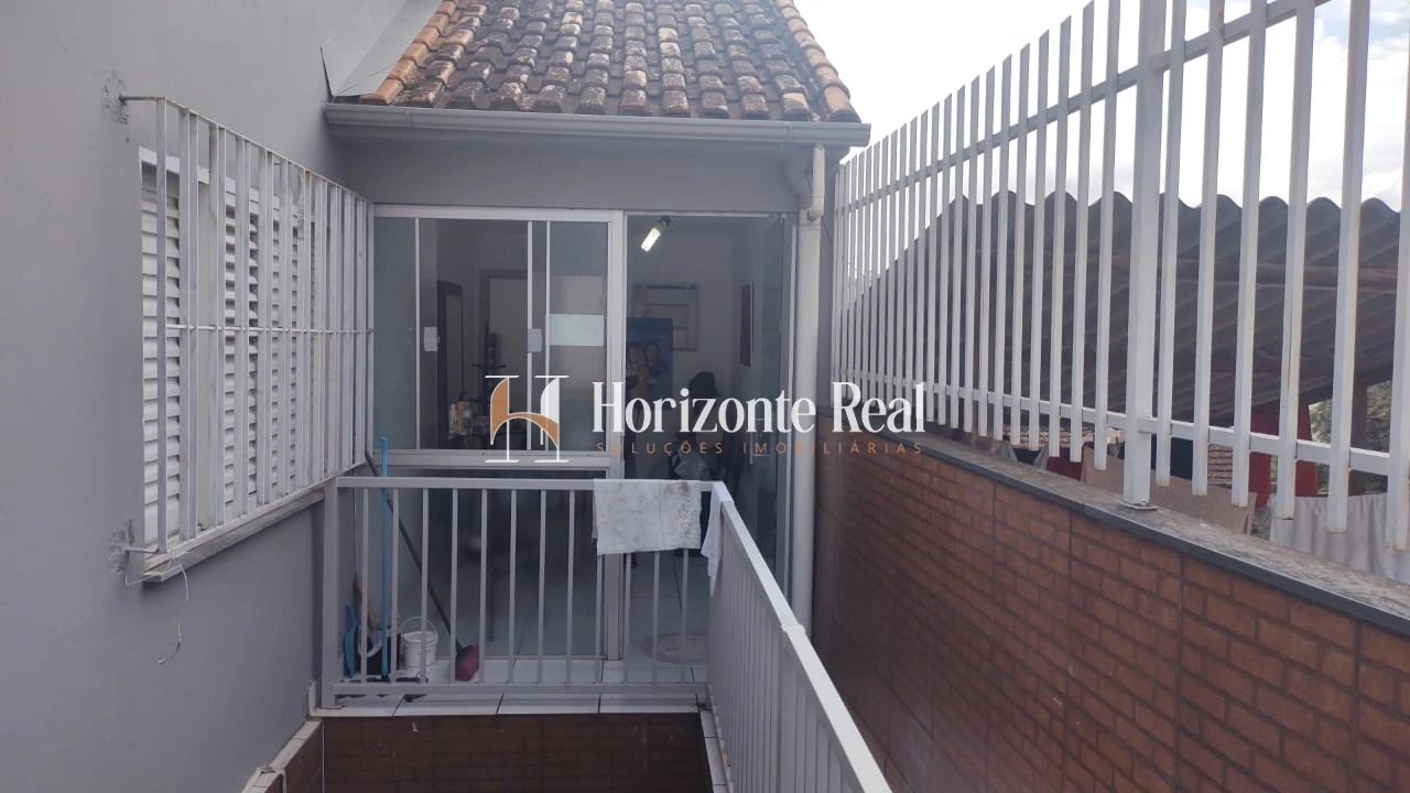 Imagem de OPORTUNIDADE IMPERDÍVEL !! IMÓVEL COMPLETO Á VENDA – IDEAL PARA MORADIA E NEGÓCIO