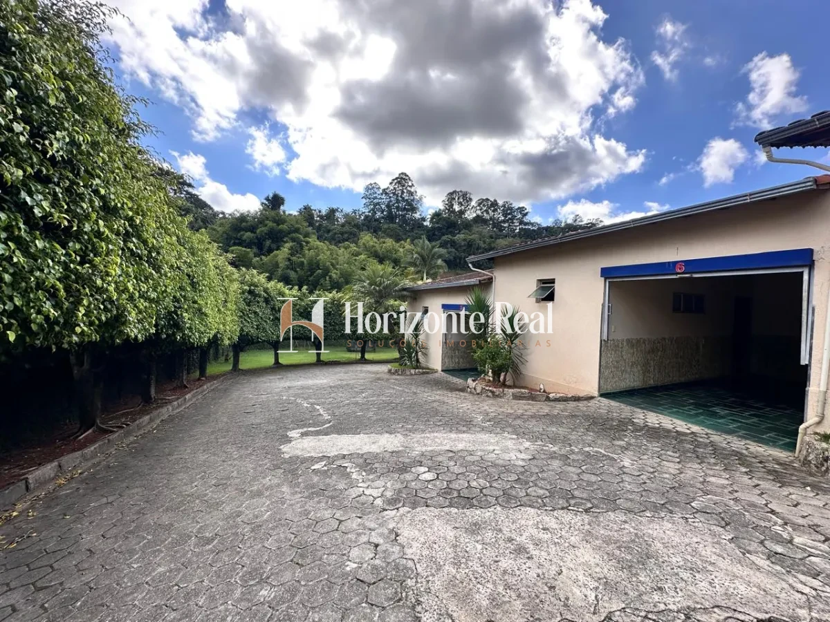 Imagem de MOTEL Á VENDA COM 11 SUÍTES - EXCELENTE LOCALIZAÇÃO E ESTRURURA VERSÁTIL