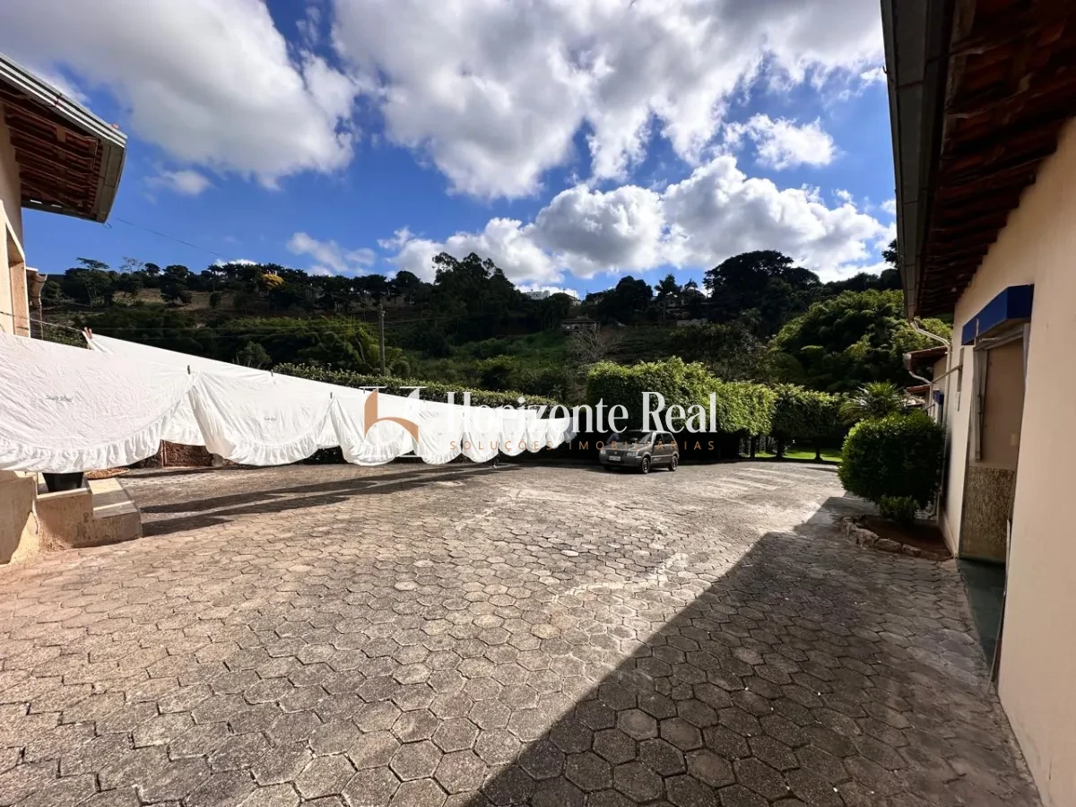 Imagem de MOTEL Á VENDA COM 11 SUÍTES - EXCELENTE LOCALIZAÇÃO E ESTRURURA VERSÁTIL