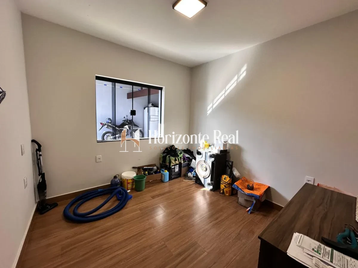 Imagem de CASA A VENDA - CONFORTO,ESPAÇO E LAZER EM UM SO LUGAR !