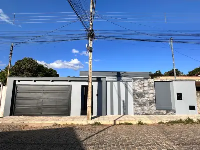 Imagem de CASA A VENDA - CONFORTO,ESPAÇO E LAZER EM UM SO LUGAR !