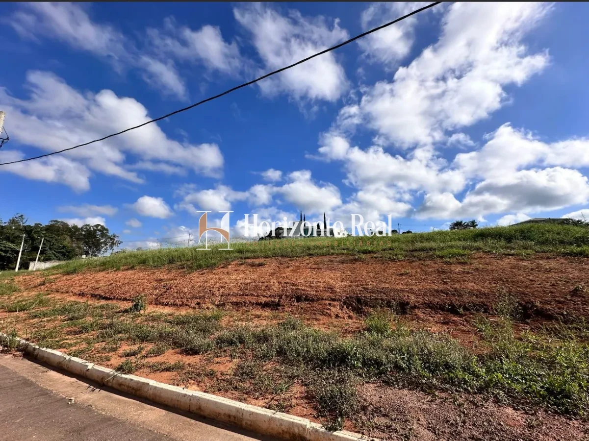Imagem de TERRENO À VENDA EM CONDOMÍNIO FECHADO - 1088 M² - PRONTO PARA COSNTRUIR !!
