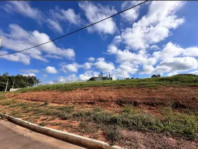 Imagem de TERRENO À VENDA EM CONDOMÍNIO FECHADO - 1088 M² - PRONTO PARA COSNTRUIR !!