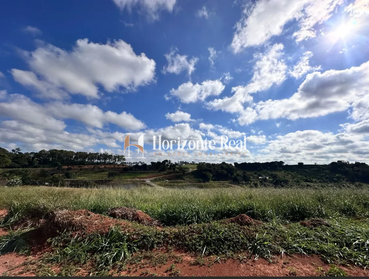 Imagem de TERRENO À VENDA EM CONDOMÍNIO FECHADO - 640M² - PRONTO PARA COSNTRUIR !!