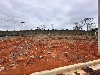 Imagem de TERRENO DE ESQUINA À VENDA - 200M²