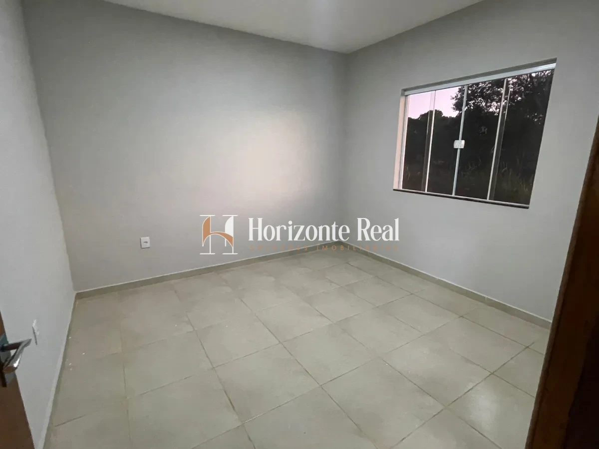 Imagem de VENDE-SE CHÁCARA  - 4000 M² COM CASA,PISCINA E CAFÉ PLANTADO