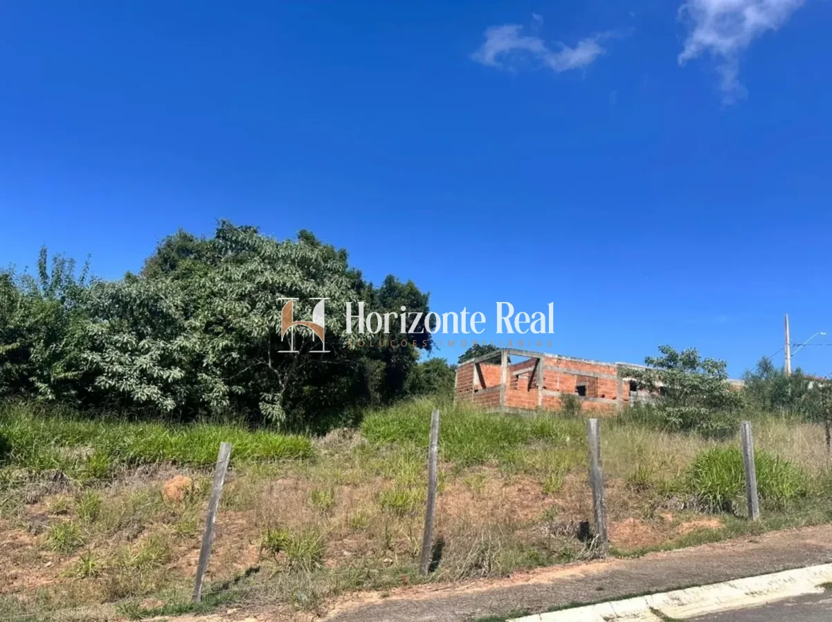 Imagem de TERRENO Á VENDA  - 200M² | ÓTIMA LOCALIZAÇÃO !!