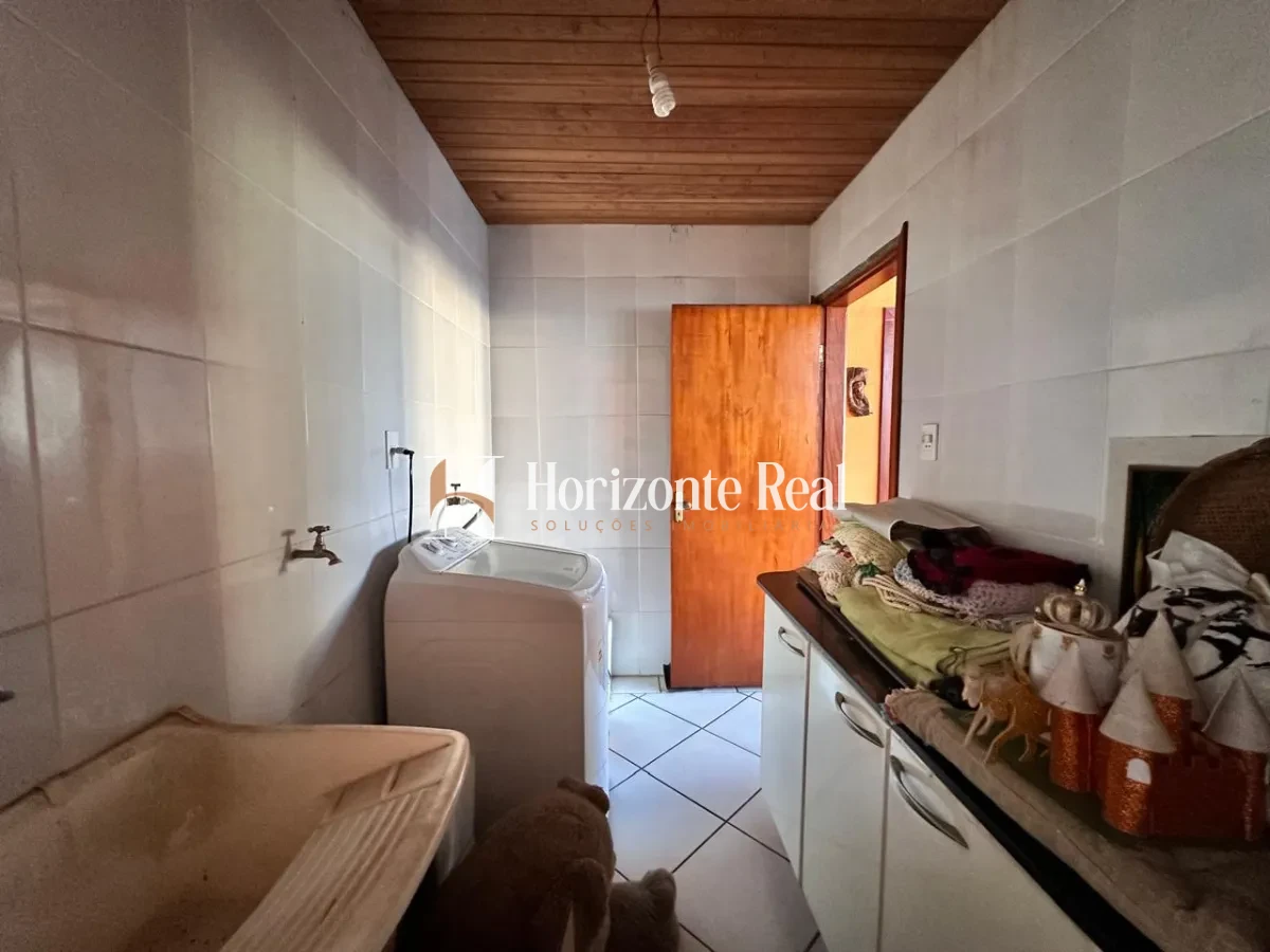 Imagem de VENDE-SE CASA NO CENTRO - 220 M² | LOCALIZAÇÃO PRIVILEGIADA !!