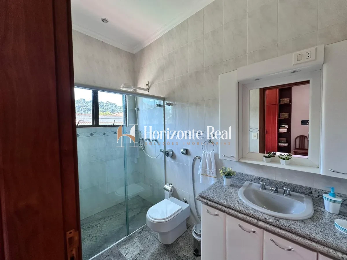 Imagem de CASA ALTO PADRÃO Á VENDA - CONFORTO E SOFISTICAÇÃO !!