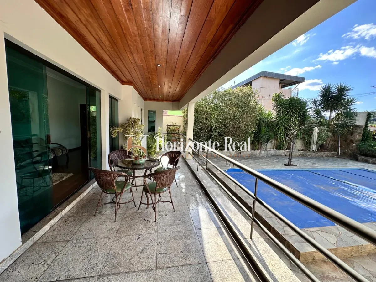 Imagem de CASA ALTO PADRÃO Á VENDA - CONFORTO E SOFISTICAÇÃO !!