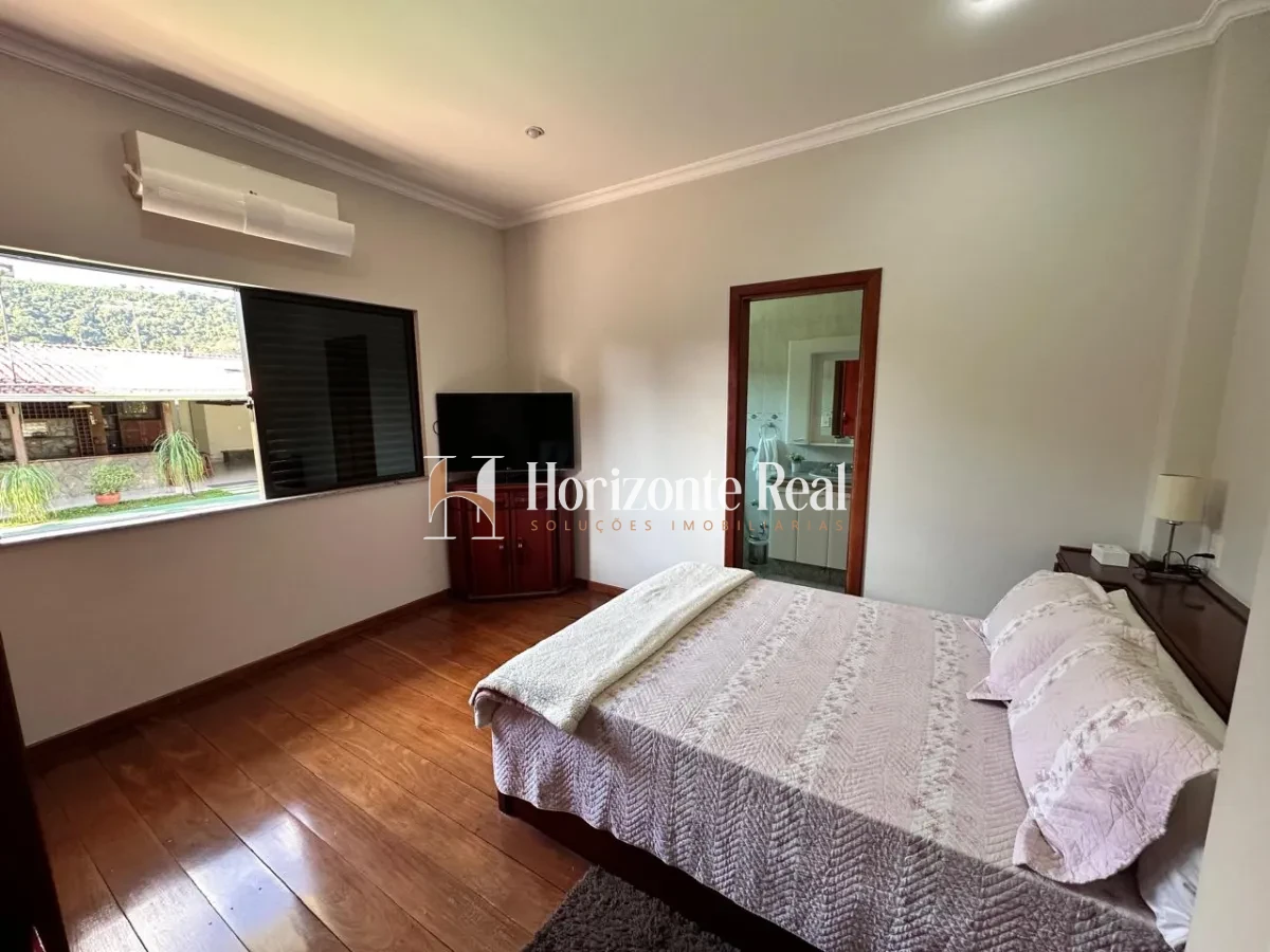 Imagem de CASA ALTO PADRÃO Á VENDA - CONFORTO E SOFISTICAÇÃO !!