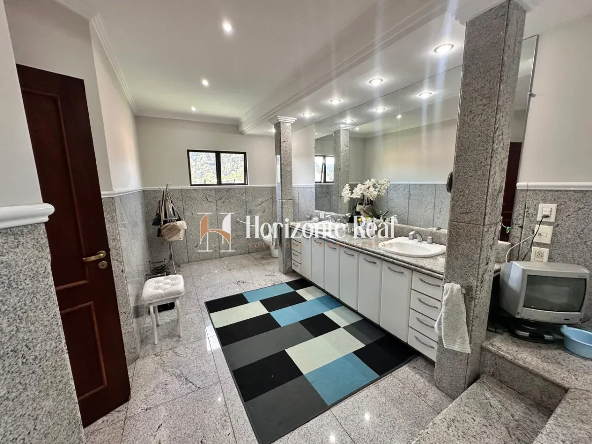 Imagem de CASA ALTO PADRÃO Á VENDA - CONFORTO E SOFISTICAÇÃO !!