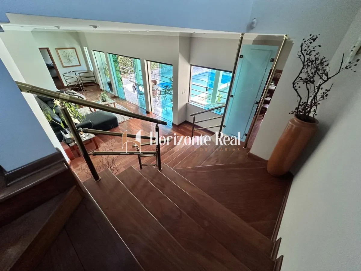 Imagem de CASA ALTO PADRÃO Á VENDA - CONFORTO E SOFISTICAÇÃO !!