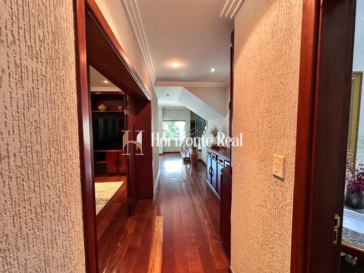 Imagem de CASA ALTO PADRÃO Á VENDA - CONFORTO E SOFISTICAÇÃO !!