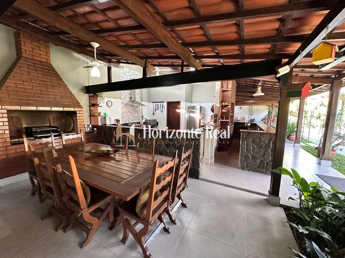Imagem de CASA ALTO PADRÃO Á VENDA - CONFORTO E SOFISTICAÇÃO !!