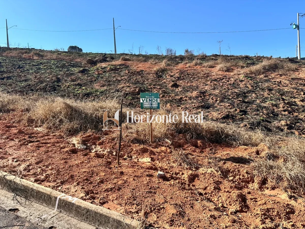 Imagem de VENDE-SE TERRENO - 250M² | EXCELENTE OPORTUNIDADE !!