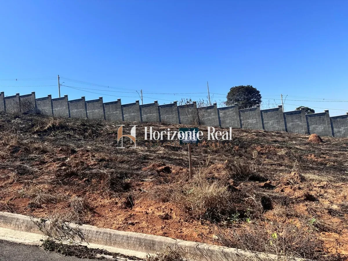Imagem de VENDE-SE TERRENO DE 250M² EM CONDOMÍNIO FECHADO