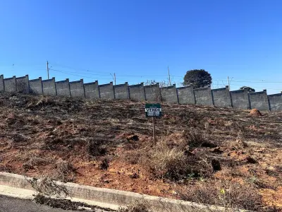 Imagem de VENDE-SE TERRENO DE 250M² EM CONDOMÍNIO FECHADO