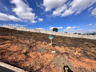 Imagem de TERRENO Á VENDA EM CONDOMÍNIO FECHADO - OPORTUNIDADE EXCELENTE !!