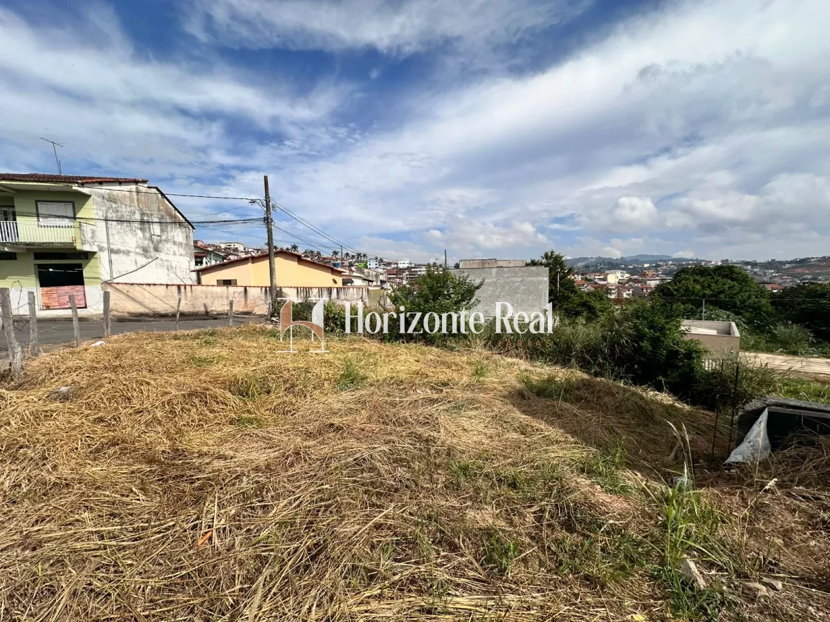 Imagem de TERRENO À VENDA  - 234M²
