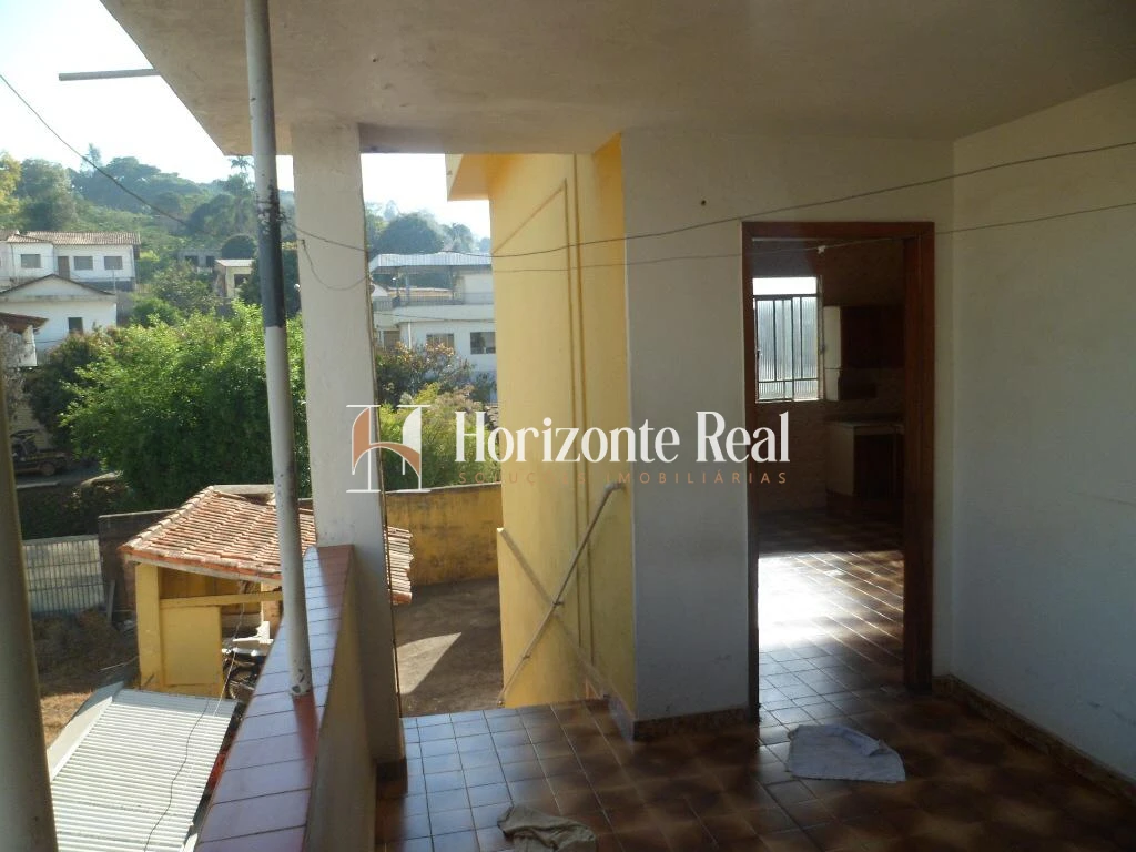 Imagem de IMÓVEL RESIDENCIAL E COMERCIAL Á VENDA !!