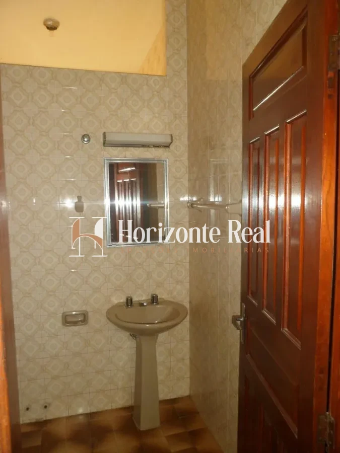 Imagem de IMÓVEL RESIDENCIAL E COMERCIAL Á VENDA !!