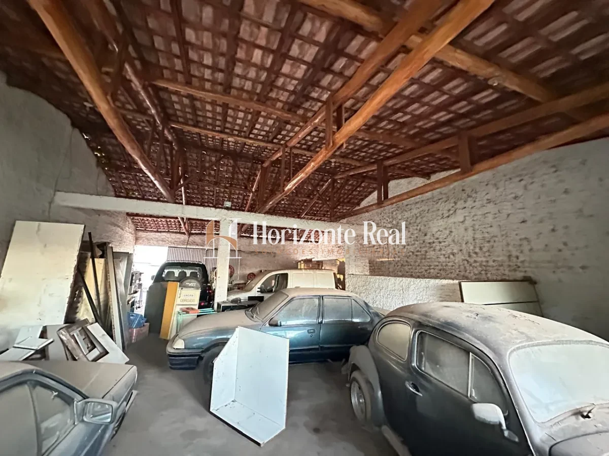 Imagem de VENDE-SE BARRACÃO COM APARTAMENTO - EXCELENTE OPORTUNIDADE !