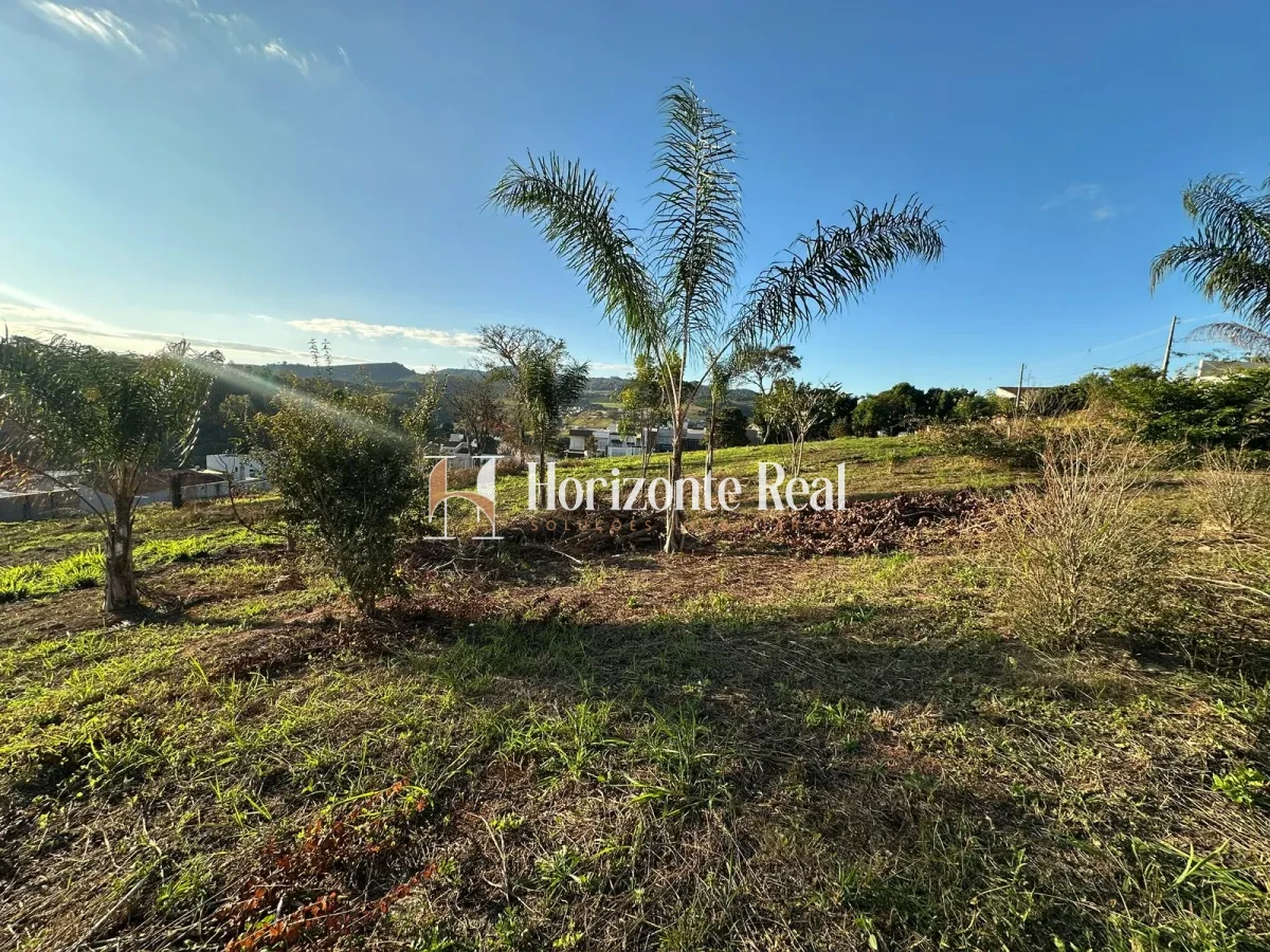 Imagem de VENDE-SE TERRENO PLANO 572,34 M² | PRONTO PARA CONSTRUIR !!