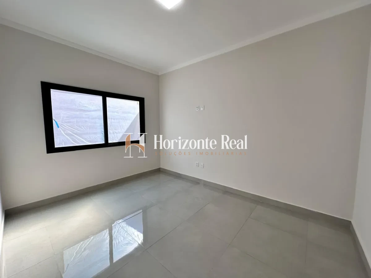 Imagem de CASA NOVA A VENDA PORTAL DA SERRA!