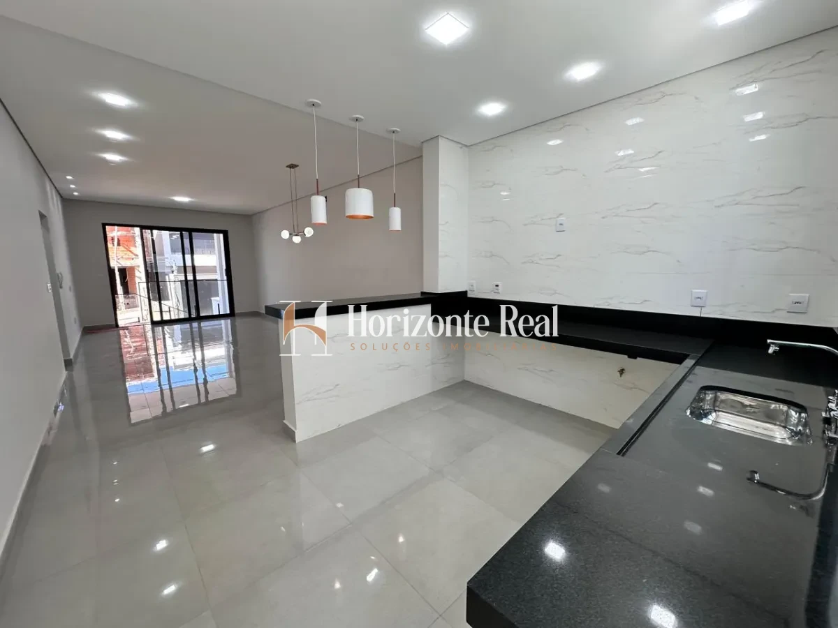 Imagem de CASA NOVA A VENDA PORTAL DA SERRA!