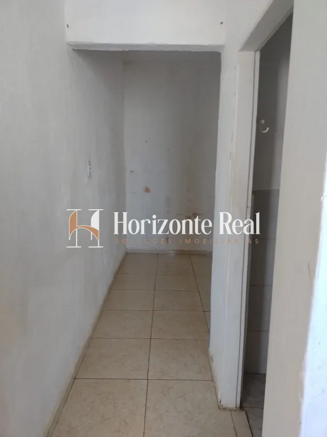 Imagem de VENDE-SE CASA COM APARTAMENTO INDEPENDENTE !