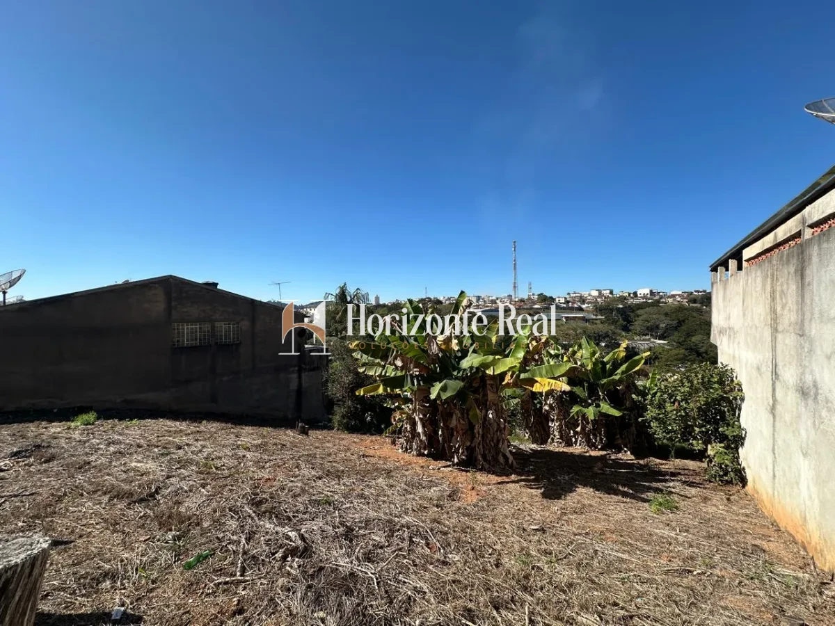 Imagem de TERRENO BAIRRO SANTA HELENA