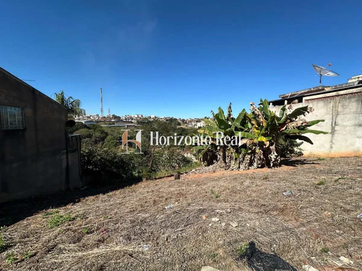 Imagem de TERRENO BAIRRO SANTA HELENA