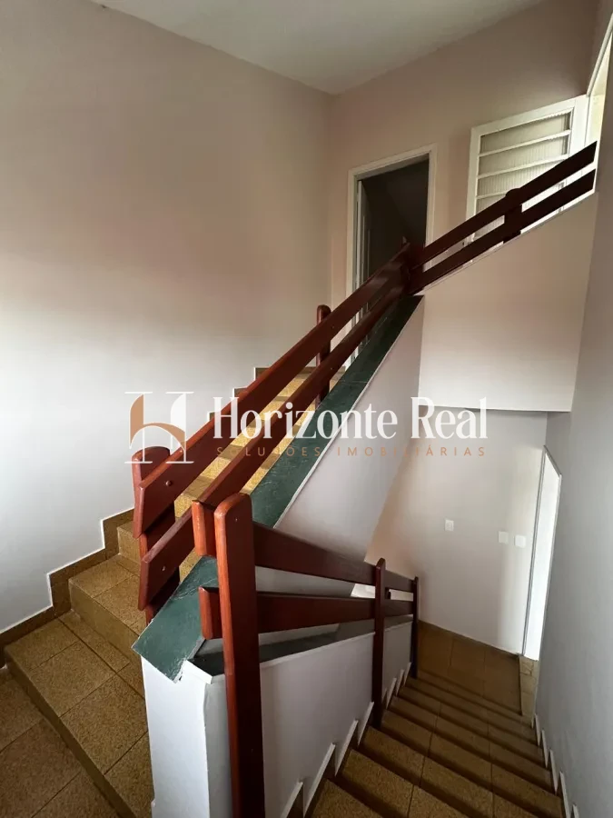 Imagem de ALUGUEL DE AMPLO APARTAMENTO NO CENTRO DA CIDADE