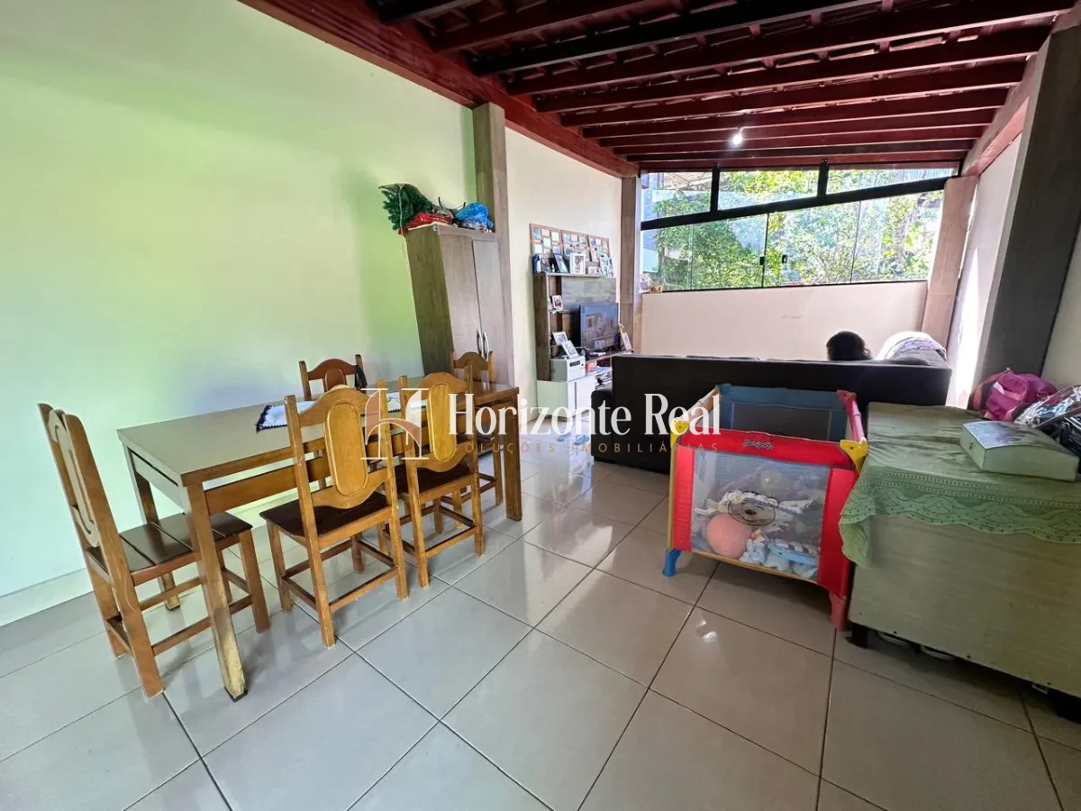 Imagem de LINDA CASA Á VENDA - OPORTUNIDADE IMPERDÍVEL !