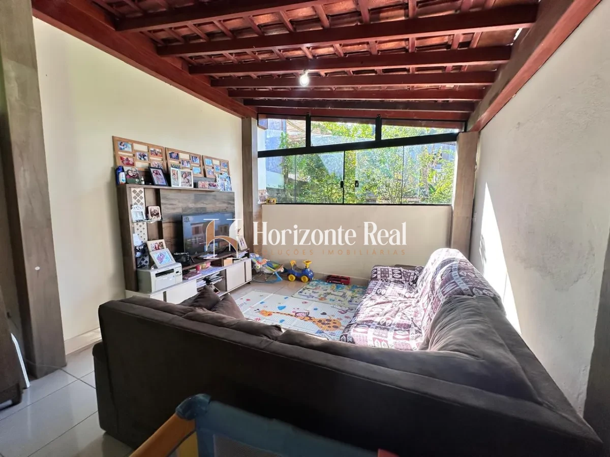 Imagem de LINDA CASA Á VENDA - OPORTUNIDADE IMPERDÍVEL !