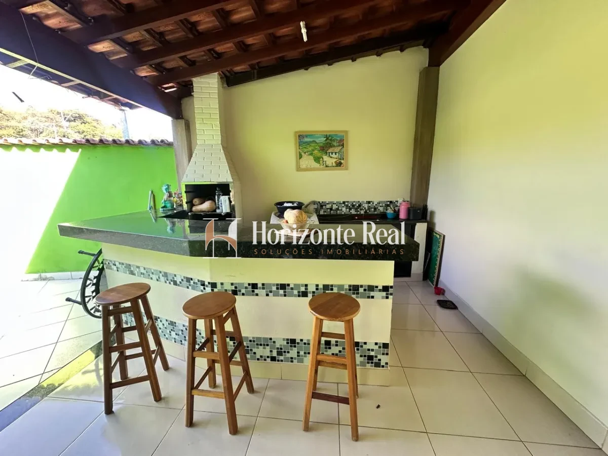 Imagem de LINDA CASA Á VENDA - OPORTUNIDADE IMPERDÍVEL !