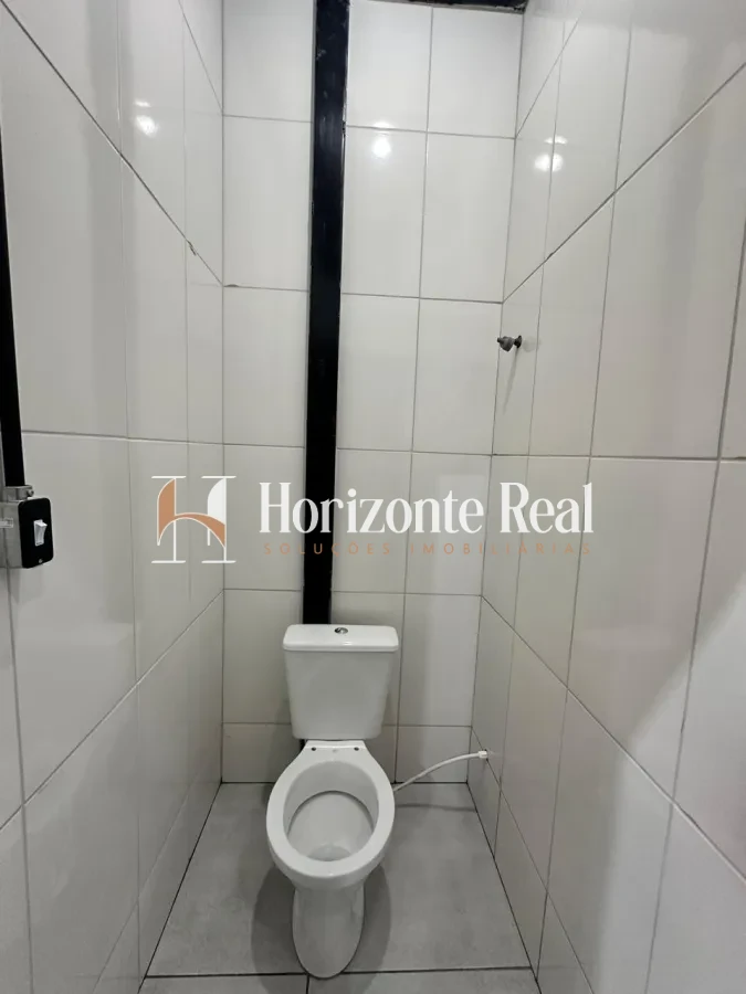 Imagem de ALUGA-SE GALPÃO COMERCIAL - 250M² | EXCELENTE LOCALIZAÇÃO COMERCIAL