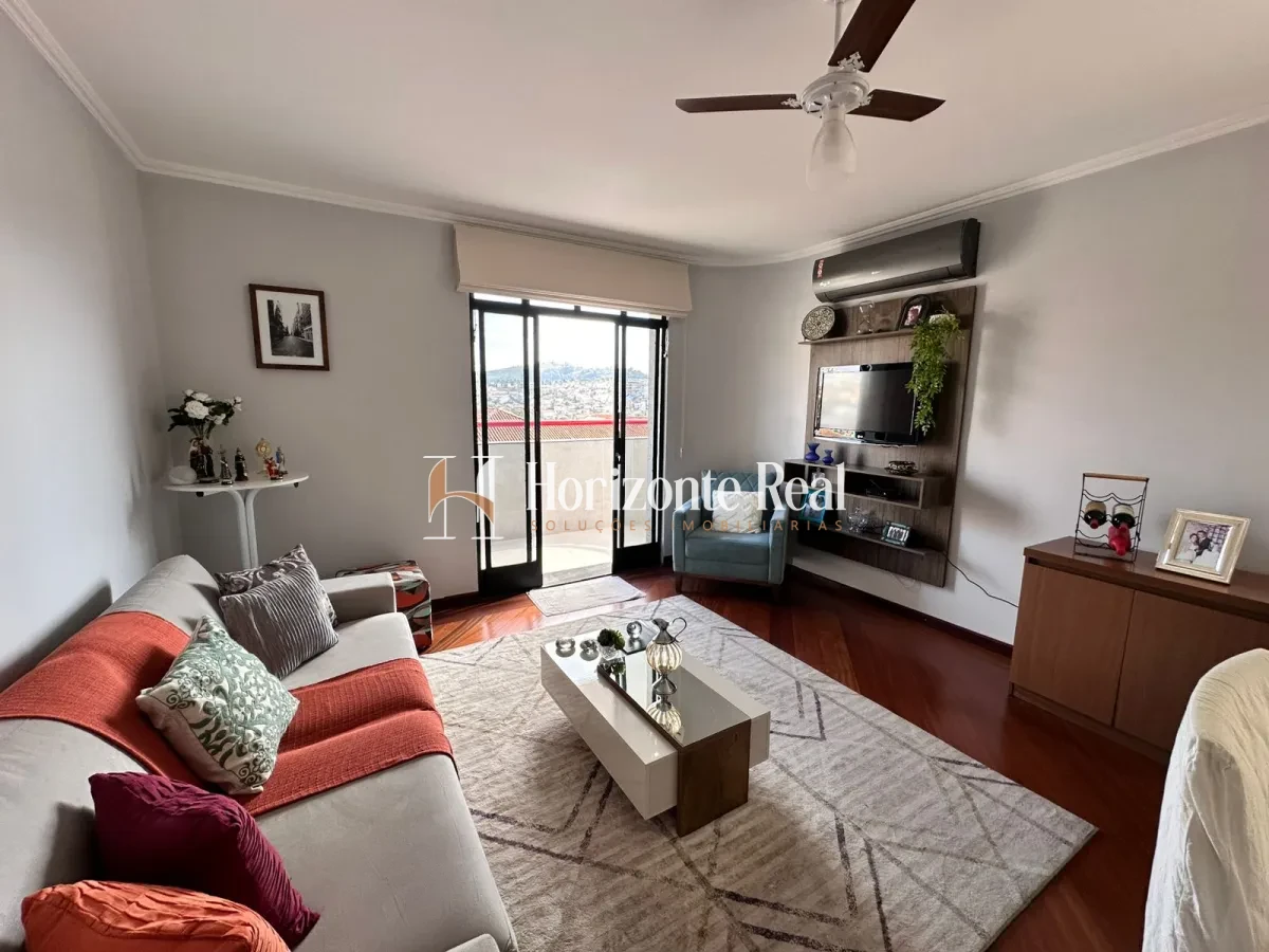 Imagem de VENDE-SE APARTAMENTO NO CENTRO DA CIDADE - CONFORTO,PRATICIDADE E VISTA PRIVILEGIADA !