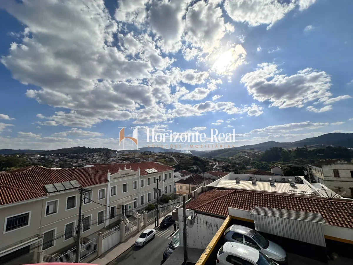 Imagem de VENDE-SE APARTAMENTO NO CENTRO DA CIDADE - CONFORTO,PRATICIDADE E VISTA PRIVILEGIADA !