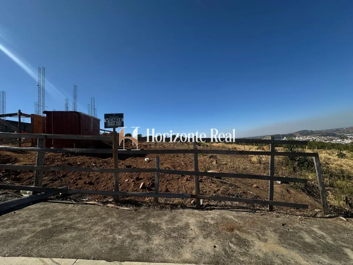 Imagem de TERRENO À VENDA – 300 m² | EXCELENTE OPORTUNIDADE!