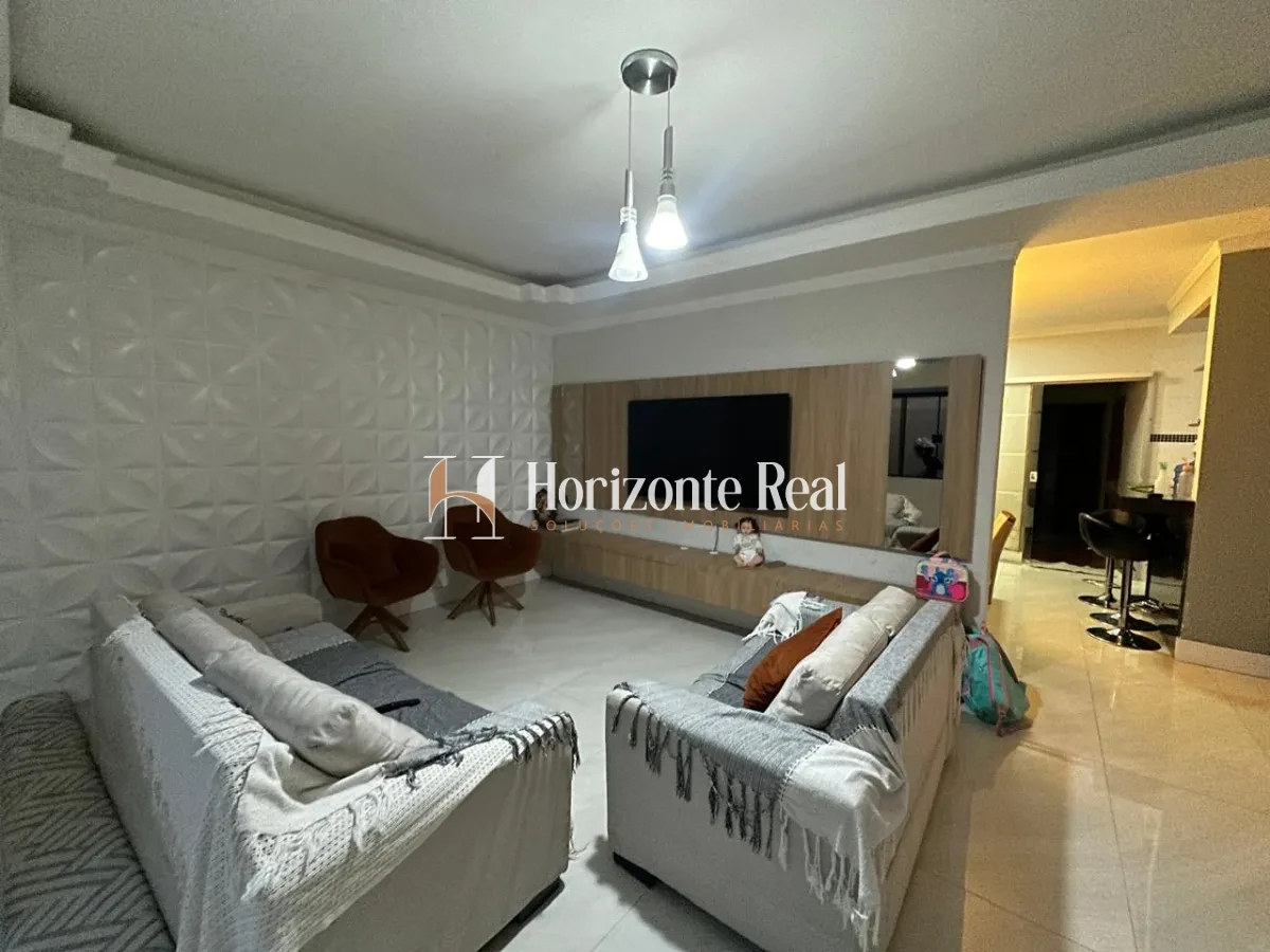 Imagem de CASA Á VENDA COM ÁREA GOURMET E PISCINA EM ÓTIMA LOCALIZAÇÃO !