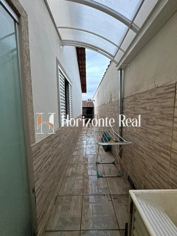 Imagem de CASA Á VENDA COM ÁREA GOURMET E PISCINA EM ÓTIMA LOCALIZAÇÃO !