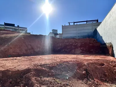 Imagem de TERRENO ´A VENDA - 250M² | EXCELENTE OPORTUNIDADE !