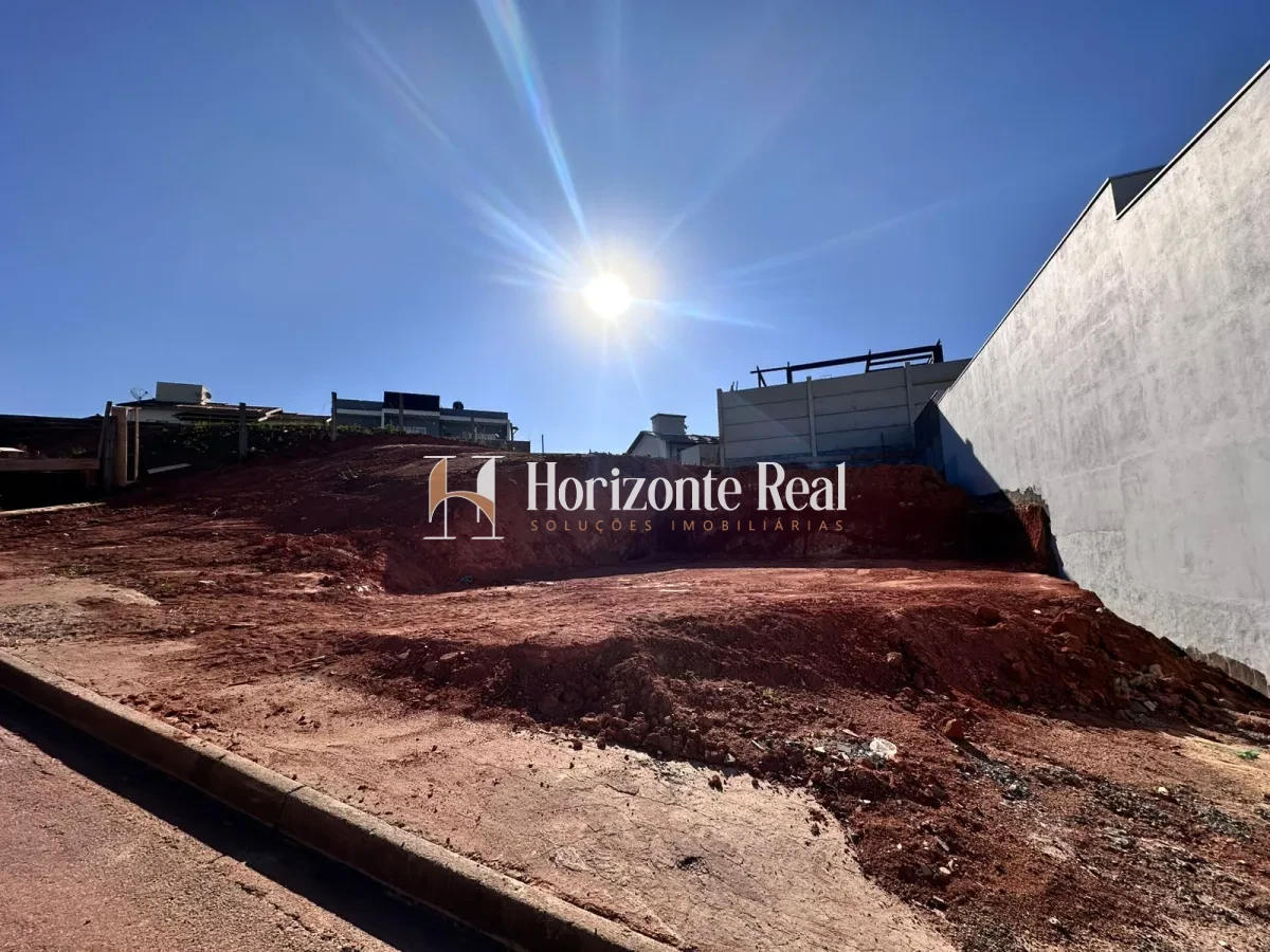 Imagem de TERRENO ´A VENDA - 250M² | EXCELENTE OPORTUNIDADE !