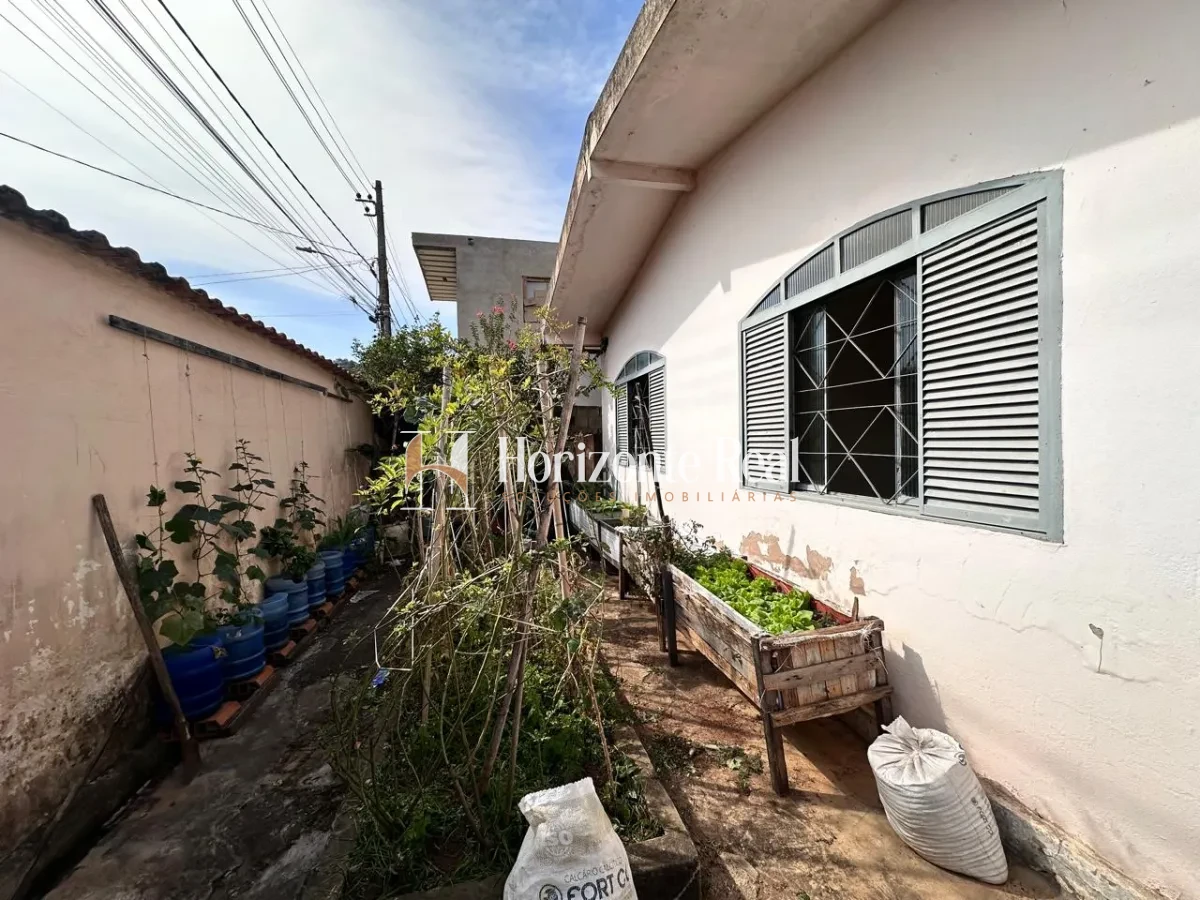 Imagem de OPORTUNIDADE ÚNICA: CASA AMPLA Á VENDA !!